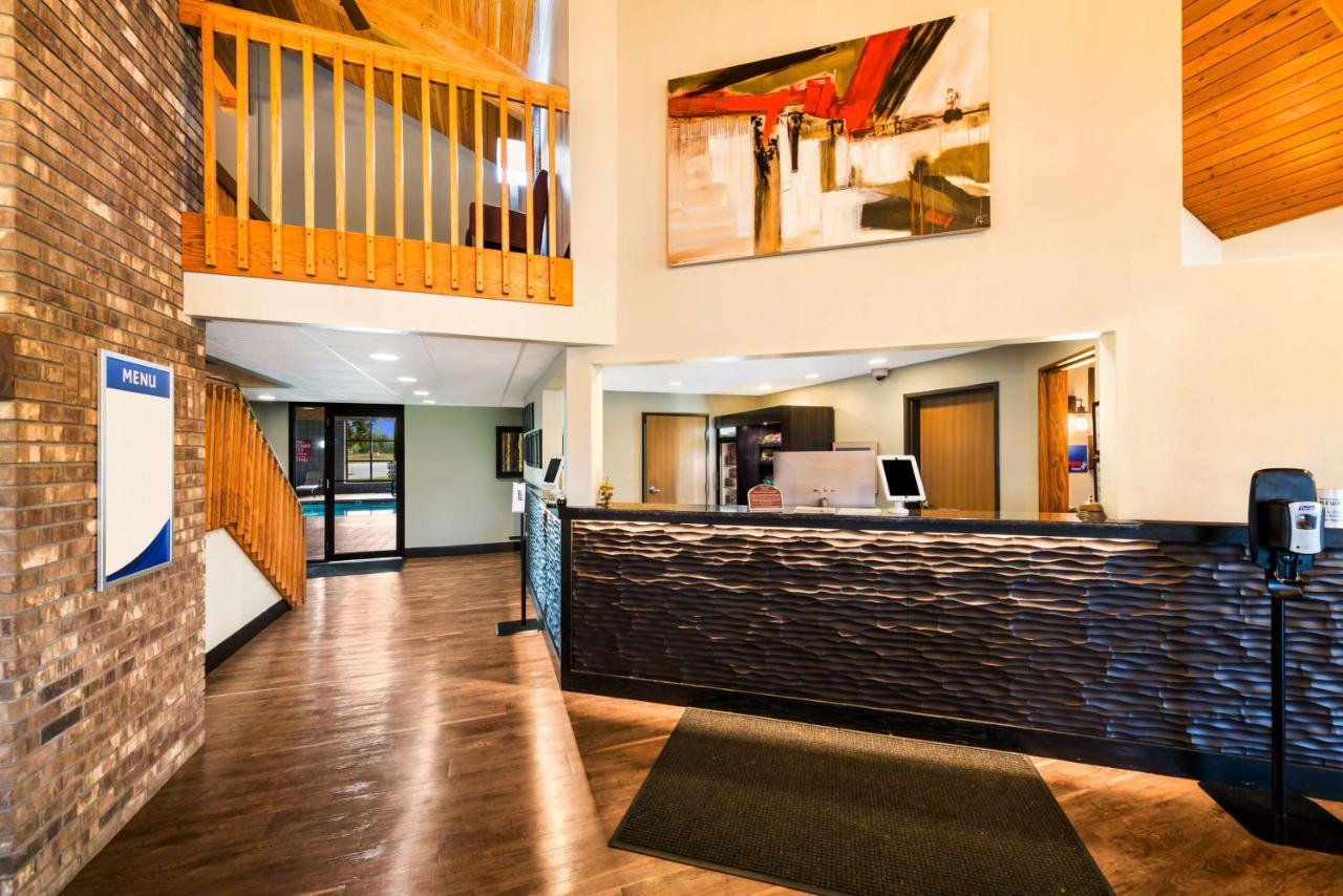 Best Western Derby Inn Eagle River Exteriér fotografie